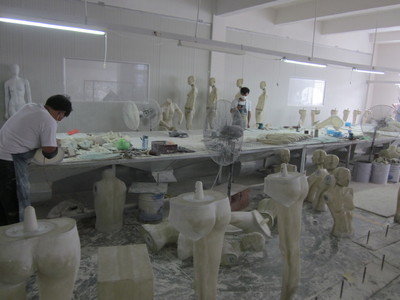 金华欧亚工艺制品 专业服装模特与展示道具制造商